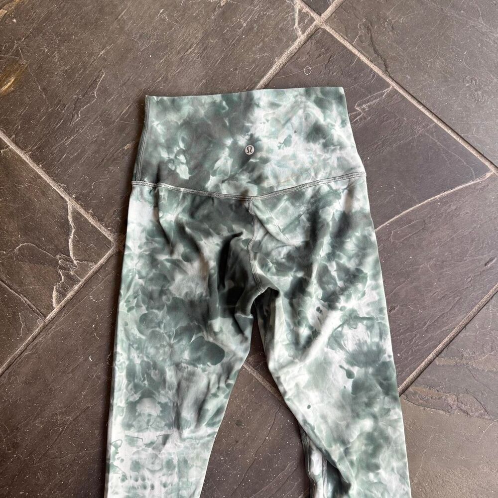 Lululemon Women's multi Leggings